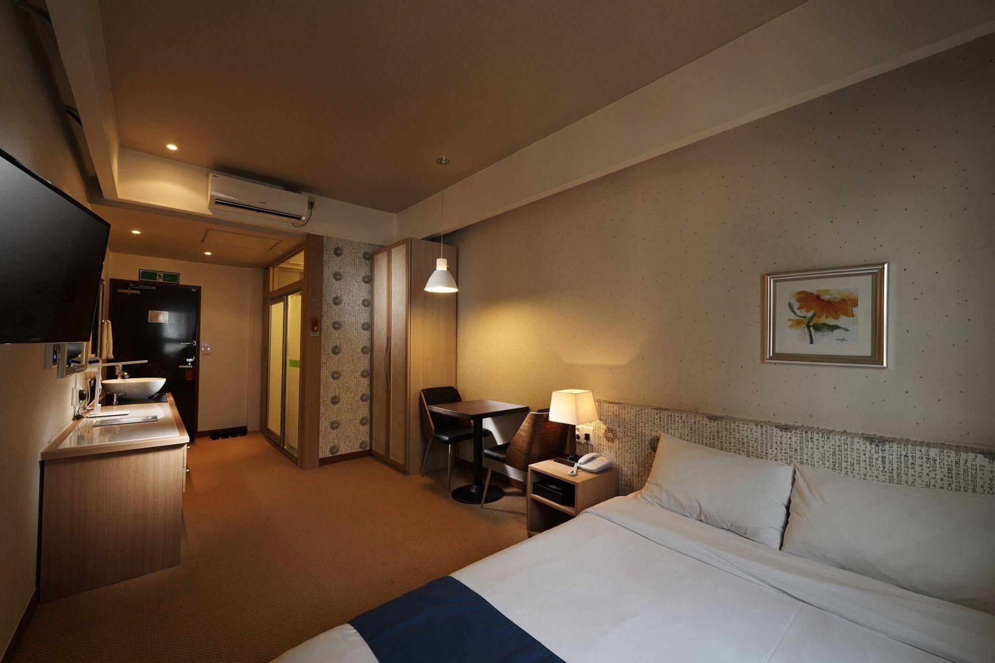 Benikea Hotel Kp Seul Esterno foto